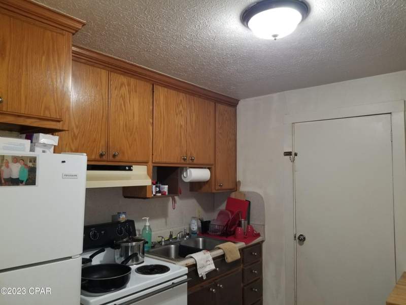 2 bedroom SingleFamilyResidence at 1565 Chandlee Avenue, Chandlee 3rd Add, Panama City — photo 3