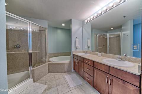 9902 S Thomas Drive 1431, Panama City Beach FL - photo 16 of 66