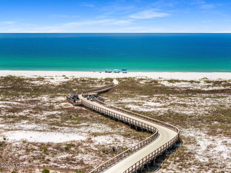 5 bedroom SingleFamilyResidence at 201 E Sugar Sand, Sugar Sand, Mexico Beach — photo 2