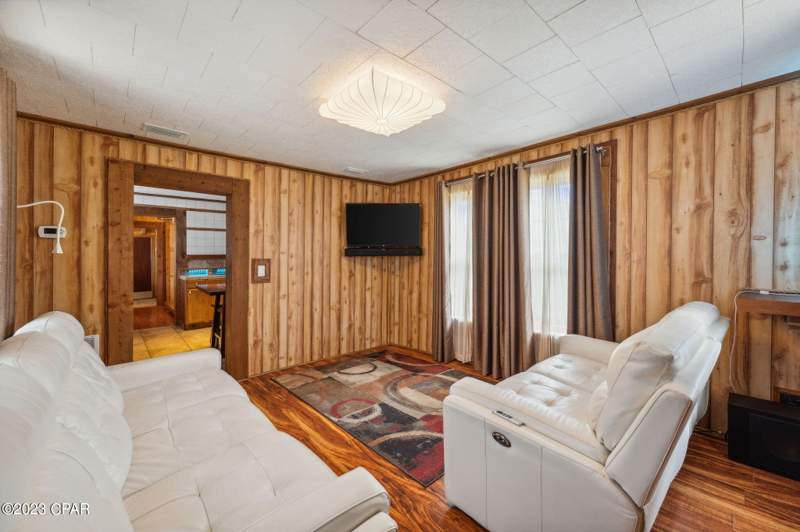 1 bedroom SingleFamilyResidence at 222 N Sherman Avenue, Holmes Add- Millville, Panama City — photo 5