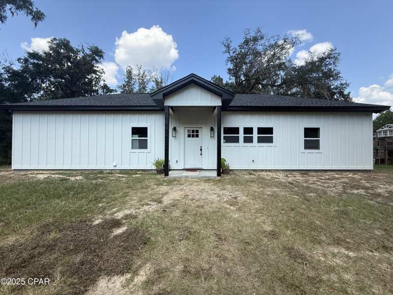 3 bedroom SingleFamilyResidence at 3034 Paradise Lakes Road, Paradise Lakes, Chipley — photo 1