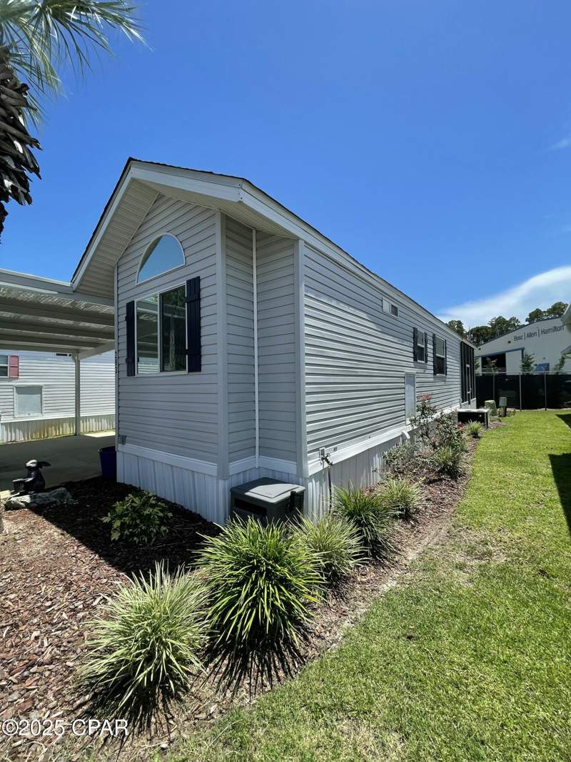 2 bedroom ManufacturedHome at 1219 Thomas 203, Emerald Pointe Resort, Panama City Beach — photo 5