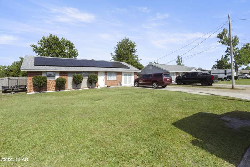 5 bedroom SingleFamilyResidence at 1912 Chestnut Avenue, Hentz 1st Add Unit B, Panama City — photo 4