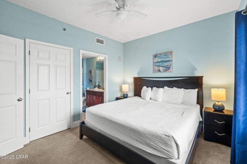 1 bedroom Condominium at 9902 S Thomas Drive 936, Laketown Wharf, Panama City — photo 5