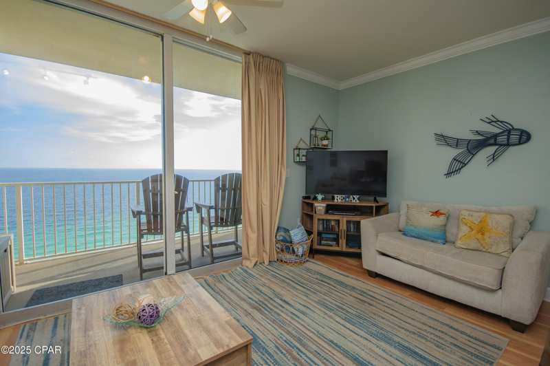 1 bedroom Condominium at 16819 Front Beach Road 2006, Tidewater Beach Phase I, Panama City Beach — photo 1
