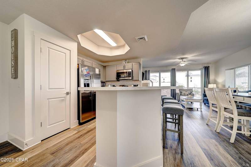 3 bedroom Condominium at 15928 Front Beach Road 3-212, Calypso Towers III, Panama City Beach — photo 4