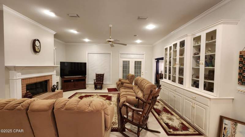 3 bedroom SingleFamilyResidence at 2513 Parkwood Drive, The Woods Phase 2, Panama City — photo 4