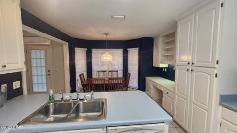 2513 Parkwood Drive, Panama City FL - photo 7 of 27