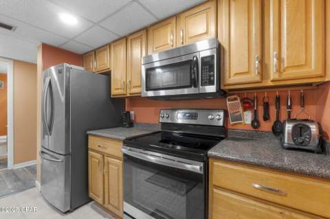 8815 Thomas Drive 207, Panama City FL - photo 11 of 24