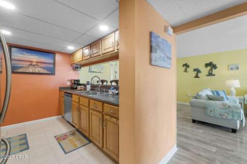 8815 Thomas Drive 207, Panama City FL - photo 13 of 24
