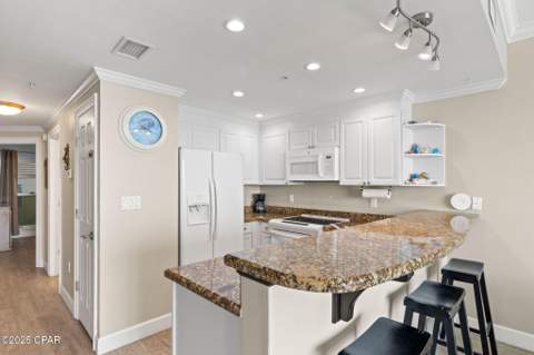 9450 S Thomas Drive 2105, Panama City FL - photo 8 of 27