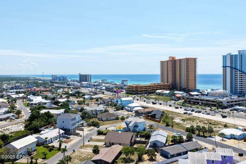 4 bedroom Duplex at 2910 Treasure Circle A & B, Treasure Island, Panama City — photo 3