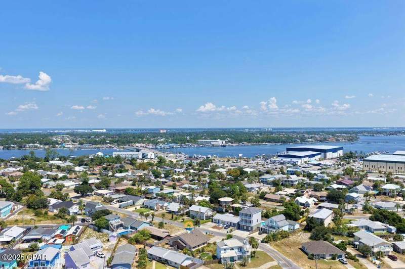 4 bedroom Duplex at 2910 Treasure Circle A & B, Treasure Island, Panama City — photo 5