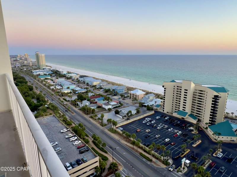 1 bedroom Condominium at 9860 S Thomas Drive 2119, Laketown Wharf, Panama City — photo 3