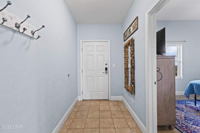 1 bedroom Condominium at 9860 S Thomas Drive 2116, Laketown Wharf Phase II, Panama City — photo 2