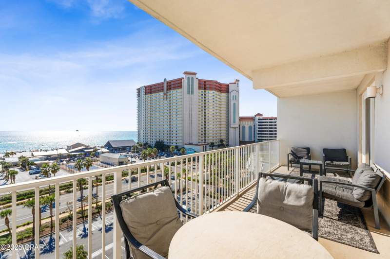 3 bedroom Condominium at 9860 S Thomas Drive 622, Laketown Wharf, Panama City — photo 4