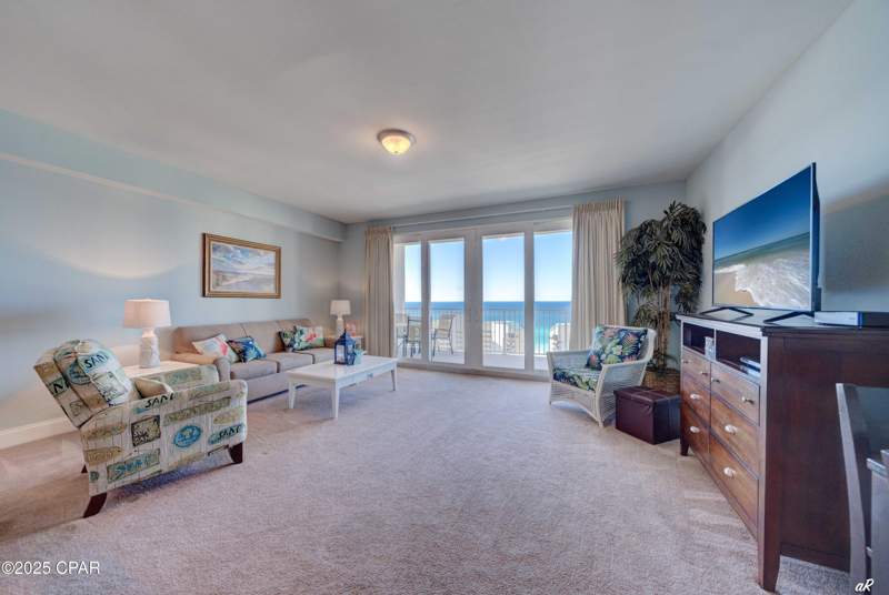 1 bedroom Condominium at 9860 S Thomas Drive 1516, Laketown Wharf Phase II, Panama City — photo 2