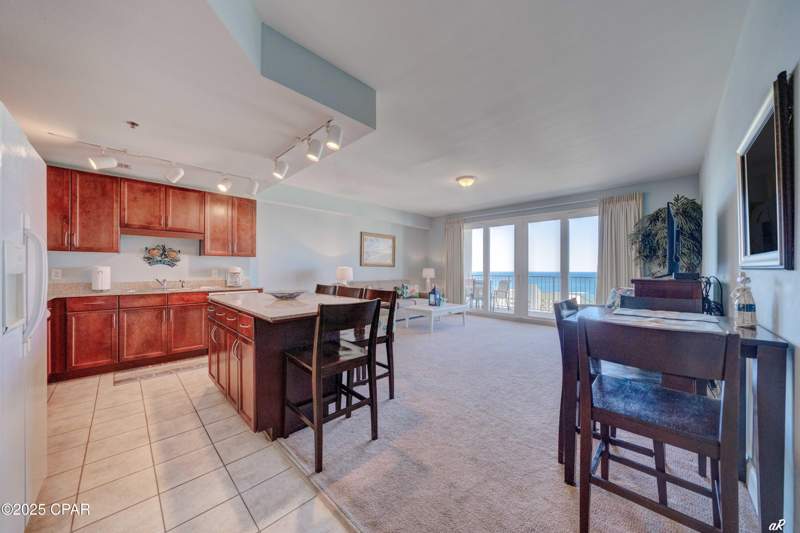 1 bedroom Condominium at 9860 S Thomas Drive 1516, Laketown Wharf Phase II, Panama City — photo 5