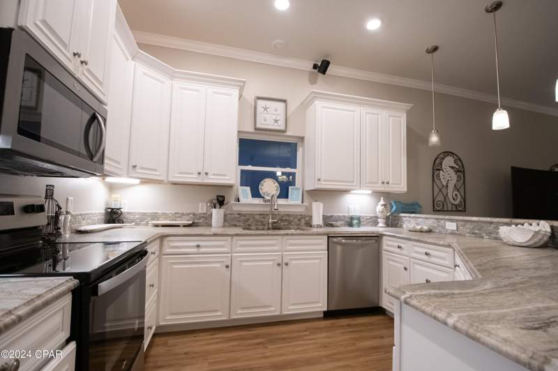 5 bedroom SingleFamilyResidence at 19902 Front Beach Road, Royal Palms Of Laguna Beach, Panama City Beach — photo 3
