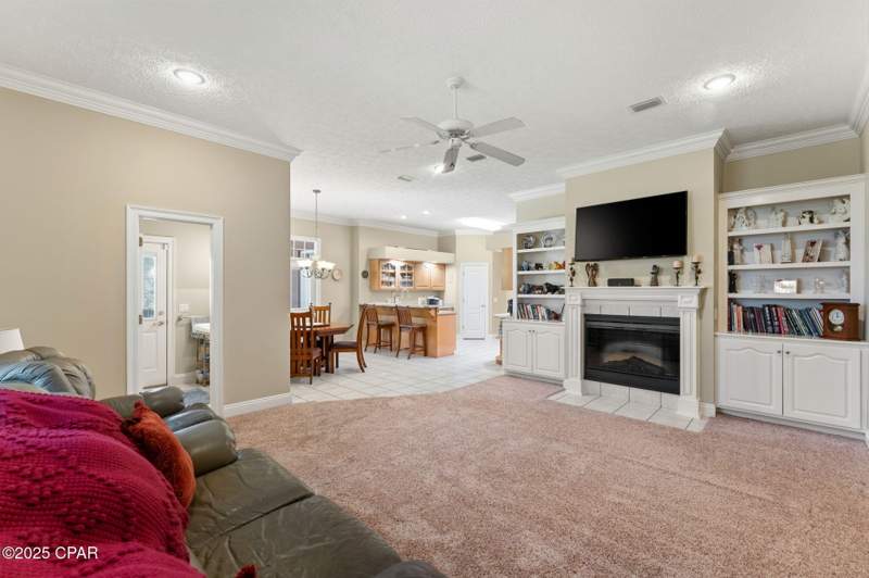 4 bedroom SingleFamilyResidence at 106 Fleming Court, The Landings, Lynn Haven — photo 2