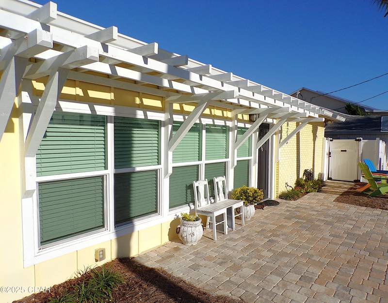 4 bedroom SingleFamilyResidence at 8213 Surf Drive, Bel Air, Panama City — photo 4