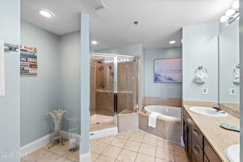 9902 S Thomas Drive 729, Panama City Beach FL - photo 11 of 35