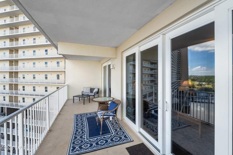 3 bedroom Condominium at 9902 S Thomas Drive 729, Laketown Wharf, Panama City Beach — photo 4