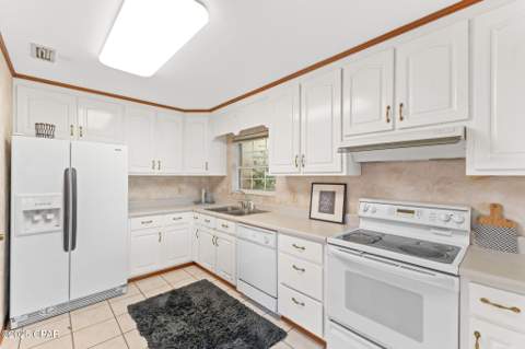 2506 W 26th Street, Panama City FL - photo 8 of 34