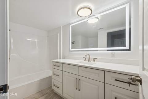 2672 W Laurel Drive, Alford FL - photo 15 of 51