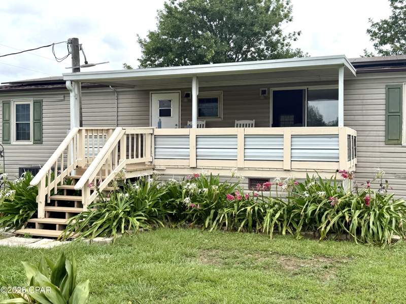 3 bedroom ManufacturedHome at 1310 Highway 177a, Bonifay, Bonifay — photo 3