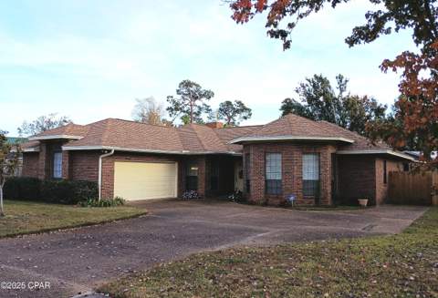 2707 Pembroke Drive, Panama City FL - photo 7 of 48