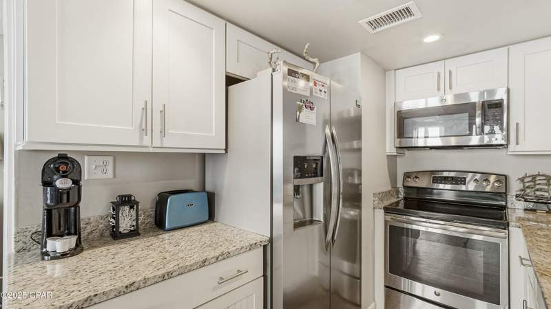 1 bedroom Condominium at 9850 S Thomas Drive 904E, Sunbird Condo, Panama City — photo 5