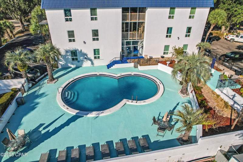 2 bedroom Condominium at 105 Allen Avenue 61, Bay Club Condo Ph 1, Panama City — photo 2