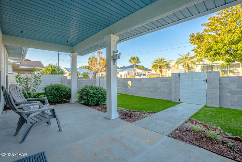 3 bedroom SingleFamilyResidence at 20003 First Avenue, Laguna Beach 2nd Add, Panama City Beach — photo 5