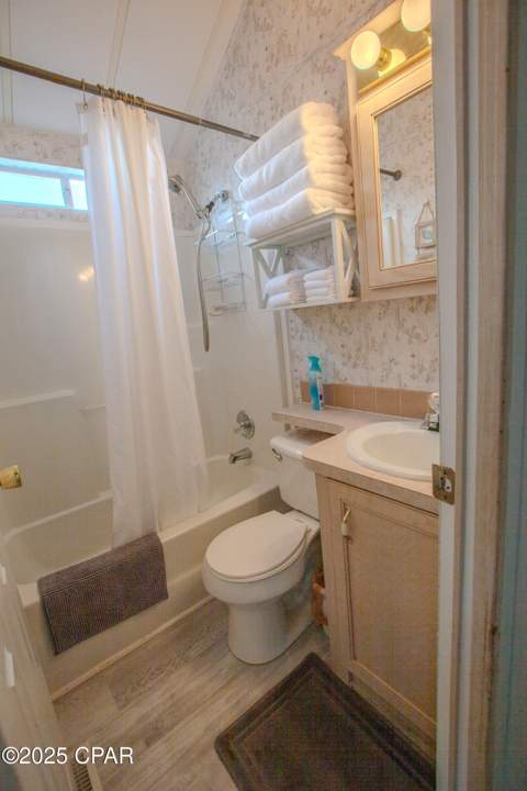 1219 Thomas Drive 123, Panama City FL - photo 14 of 37