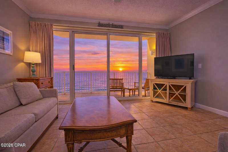 1 bedroom Condominium at 9450 S Thomas Drive 1406D, Boardwalk Central, Panama City — photo 1