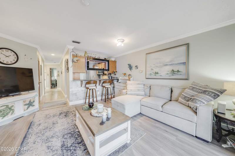 1 bedroom Condominium at 8730 Thomas Drive 104, Villas Of St. Thomas 1, Panama City — photo 4