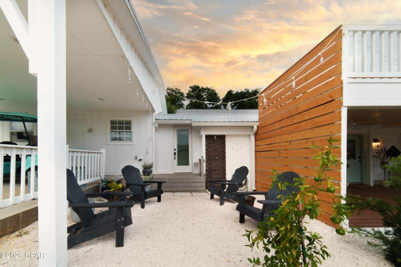 5 bedroom ManufacturedHome at 230 13th Street, Laguna Beach, Panama City Beach — photo 3