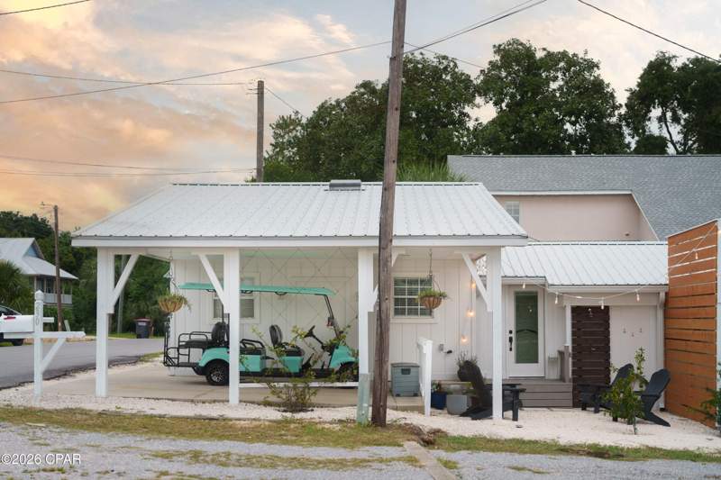 5 bedroom ManufacturedHome at 230 13th Street, Laguna Beach, Panama City Beach — photo 5