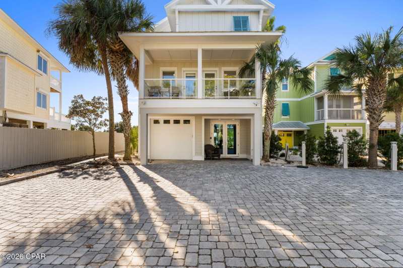 5 bedroom SingleFamilyResidence at 152 Mccosh Mill Road, Piney Woods Beach, Port St Joe — photo 1