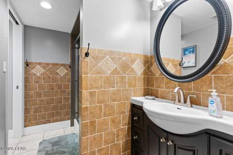 9850 S Thomas Drive 104E, Panama City Beach FL - photo 15 of 60