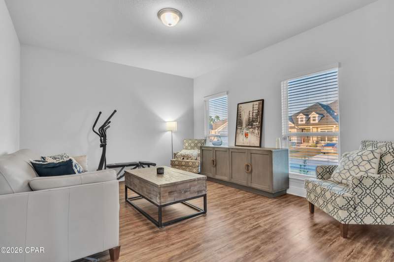 5 bedroom SingleFamilyResidence at 133 Talbot Street, Fanning Bayou, Southport — photo 4