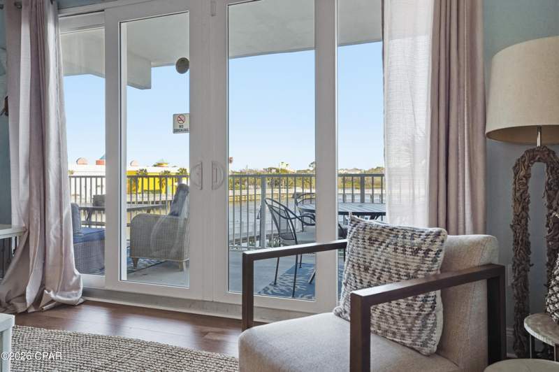 2 bedroom Condominium at 9902 S Thomas Drive 130, Laketown Wharf, Panama City — photo 3