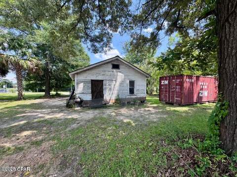 5295 Brown Street, Graceville FL - photo 7 of 13