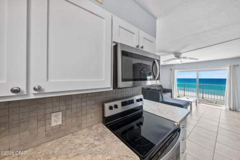 8743 Thomas Drive 606, Panama City Beach FL - photo 12 of 34
