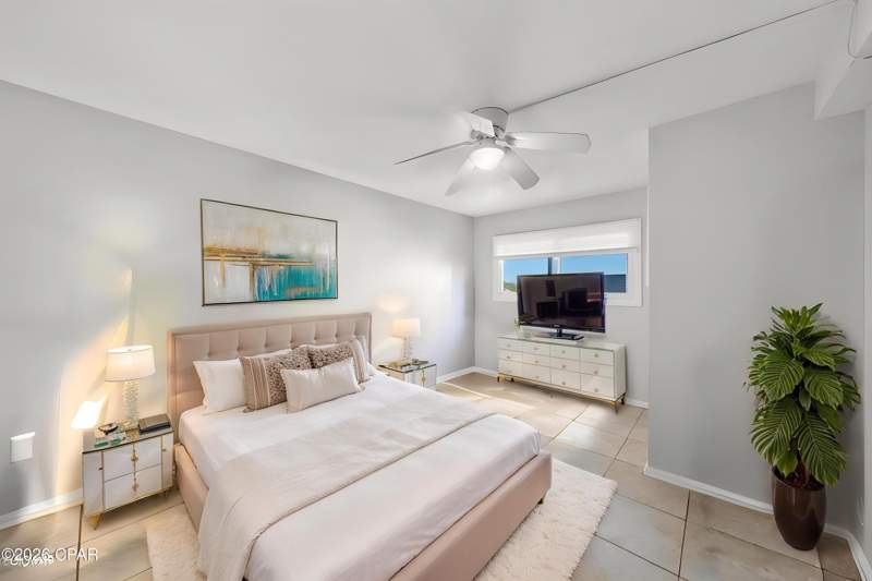 1 bedroom Condominium at 8743 Thomas Drive 606, The Summit, Panama City Beach — photo 2