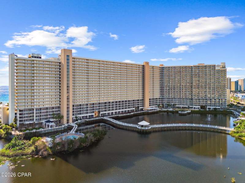 3 bedroom Condominium at 9860 S Thomas Drive 1706, Laketown Wharf Phase II, Panama City — photo 3