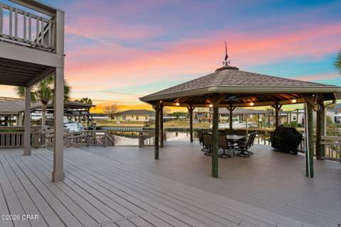 1004 Sunset Lane, Lynn Haven FL - photo 10 of 98