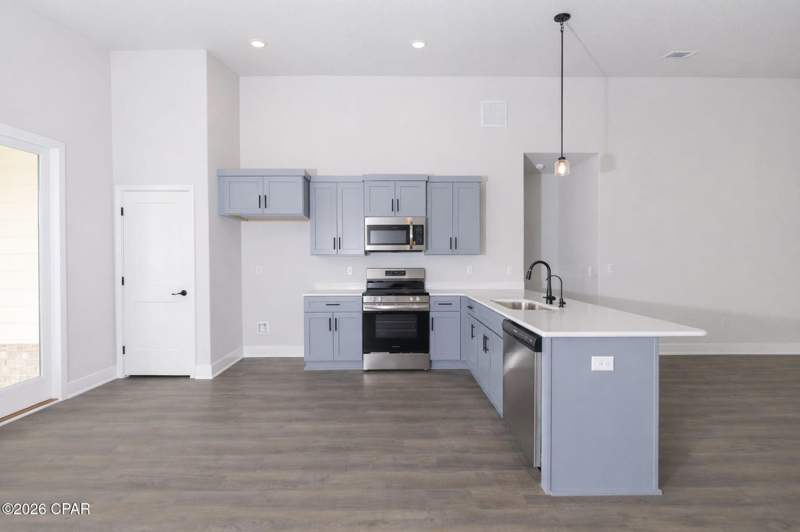 3 bedroom SingleFamilyResidence at 7060 Traditions Drive, Parkbrook, Panama City — photo 5