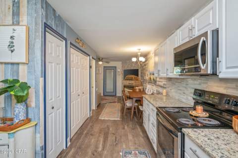 636 W Caladium Circle B, Panama City Beach FL - photo 15 of 39